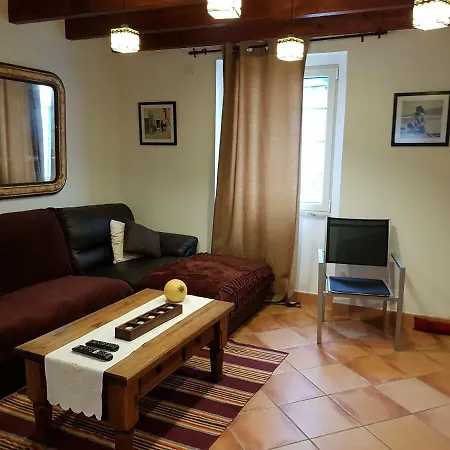 Dimar House 펜션 나자레